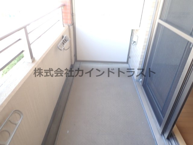 アジリア天満橋のバルコニー|広々としたバルコニーです