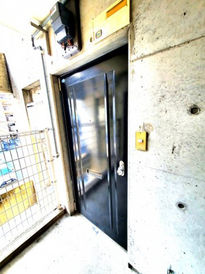 【玄関】 | Kハイツ | 明るい玄関です