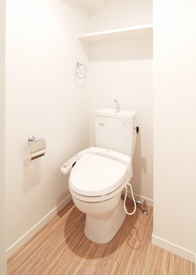 【トイレ】 | エンクレスト渡辺通Ⅱ(エンクレストワタナベドオリツー) | ※別号室の写真になります。現況優先。
