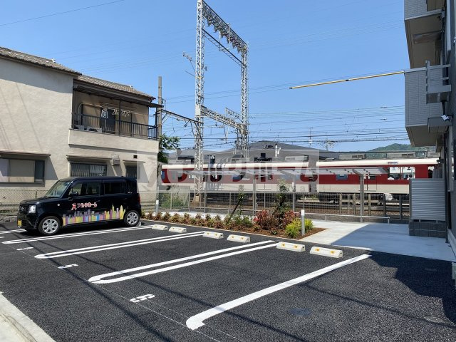 セジュール山本南の駐車場