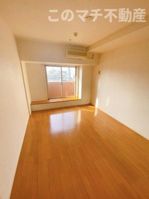 【内装】 | サヴォイ・レジェント | 別号室の写真になります。現況優先。