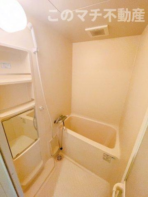 【浴室】 | サヴォイ・レジェント | 別号室の写真になります。現況優先。