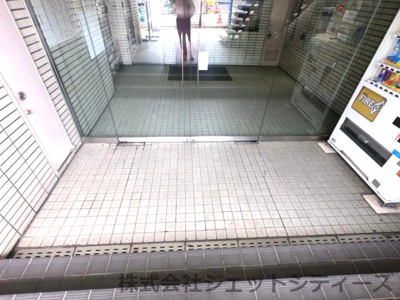 【ロビー】 | 甲南アセット中之島ビル