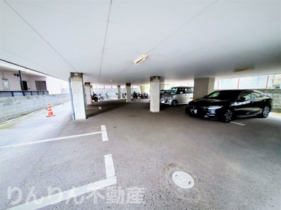 【駐車場】 | タイム12 | 駐車場があります
