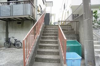 【エントランス】