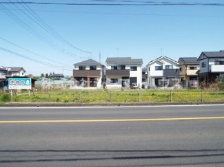 【前面道路含む現地写真】