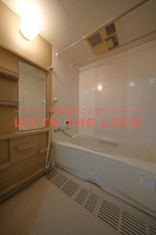 サーパス諏訪野第2【キャッシュバック対象物件】の浴室|きれいなお風呂です