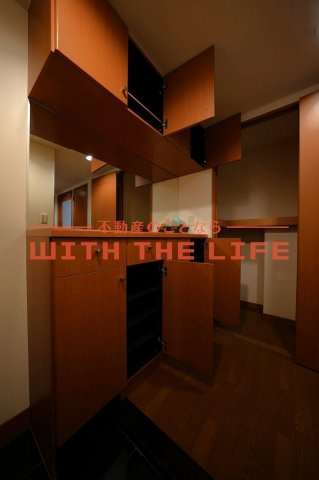 サーパス諏訪野第2【キャッシュバック対象物件】の収納|大きなスペースがあり、収納には困りません