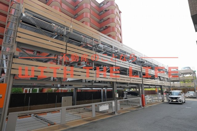 サーパス諏訪野第2【キャッシュバック対象物件】の駐車場|駐車スペースもあります