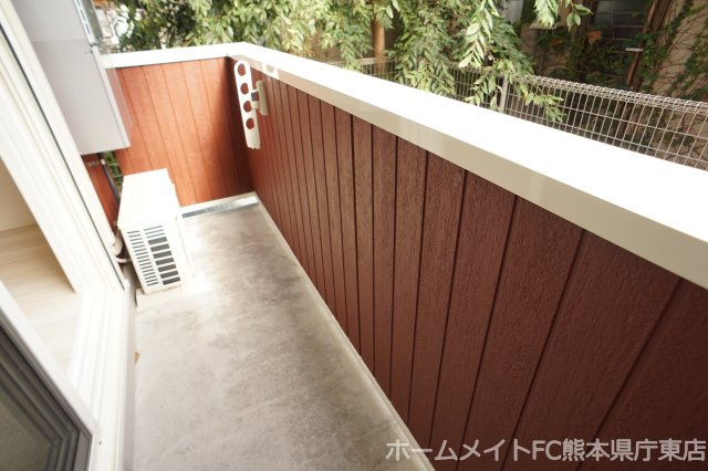 熊本市中央区渡鹿６丁目のアパートのバルコニー