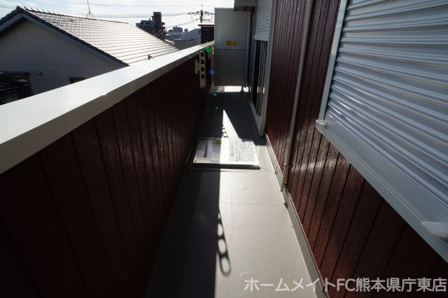 熊本市中央区渡鹿６丁目のアパートのバルコニー