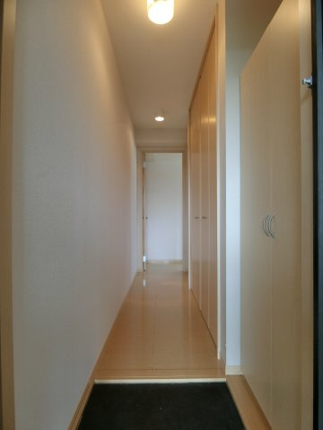 イーグルス・アイB棟の玄関