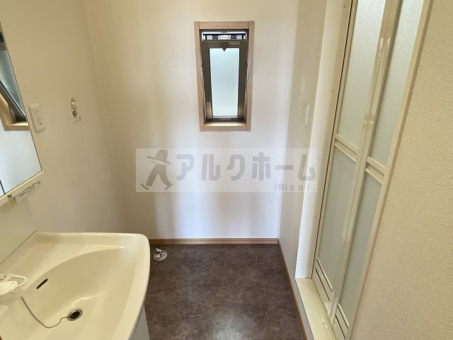 ディアセレナBの洗面所