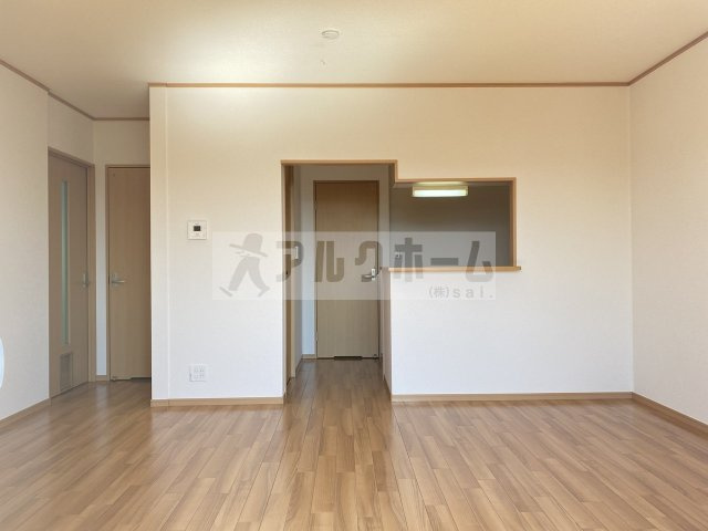 ディアセレナBの居間・リビング