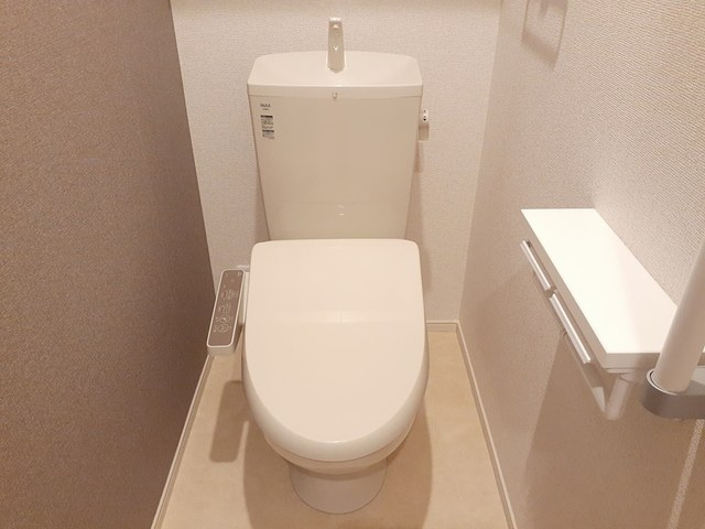 ノーブルAのトイレ