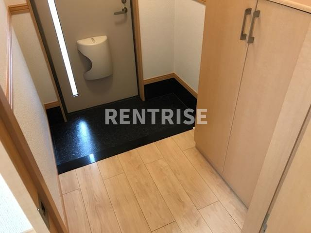 フェリーチェ・ドラゴンの玄関|玄関