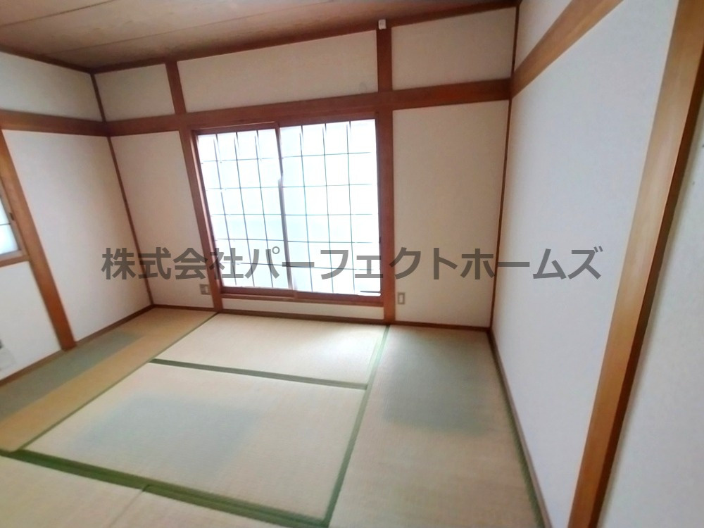 枚方市招提南町１丁目の一戸建ての和室|和室、ちょっとしたくつろぎスペースにいかがでしょうか