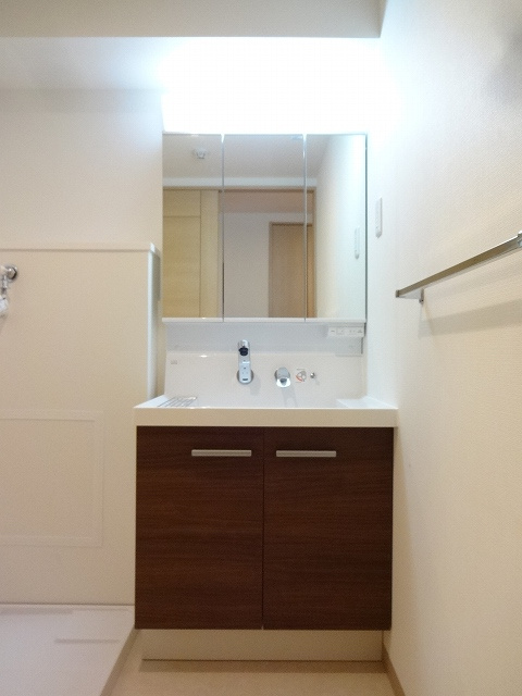 トレブライトの独立洗面台