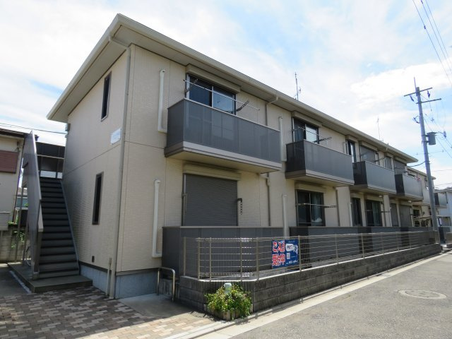 メゾンドソレイユせんばⅡの外観