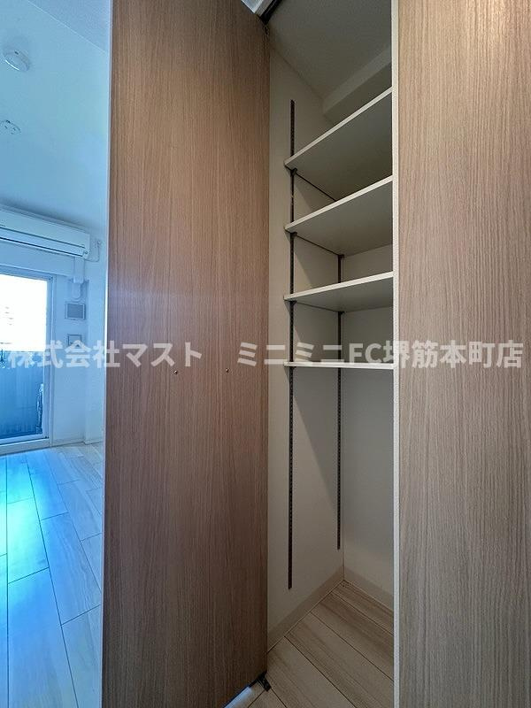 大阪市中央区瓦屋町２丁目の賃貸マンションの収納