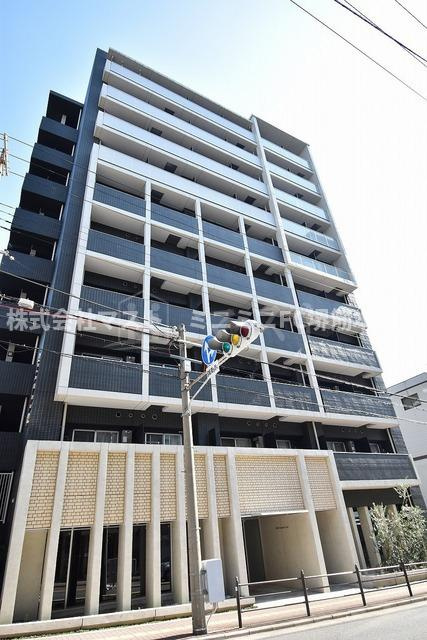 大阪市中央区瓦屋町２丁目の賃貸マンションのエントランス