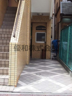 【エントランス】