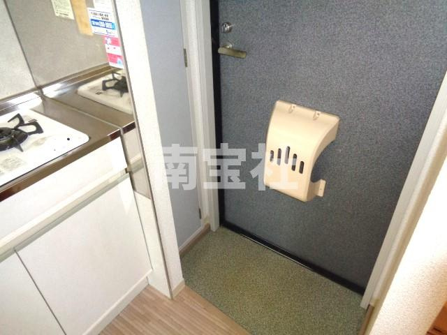 【玄関】 | 靴箱ついてます