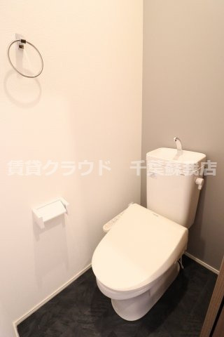 Like星久喜A棟のトイレ|落ち着いた色調のトイレです