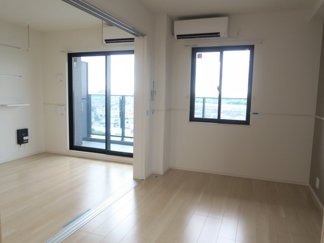 マリーナコートの居間・リビング