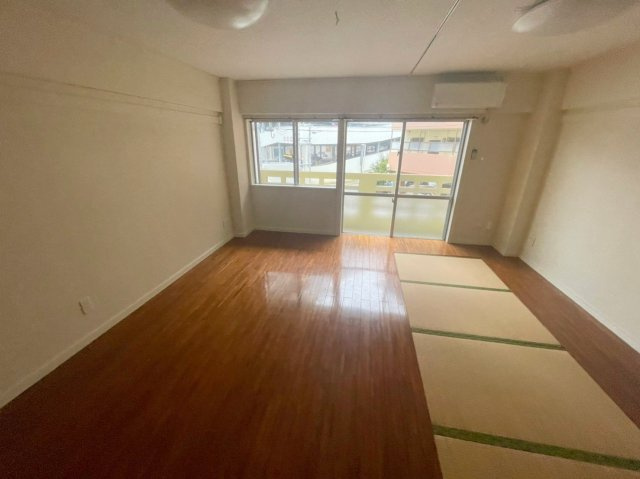 【洋室】 | 赤畑アパート | ※写真と現状が異なる場合がございます