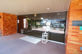 【エントランス】