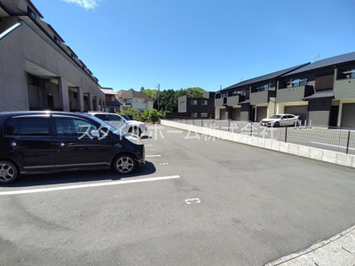【駐車場】 | セザンヌ多米 | 駐車場完備です