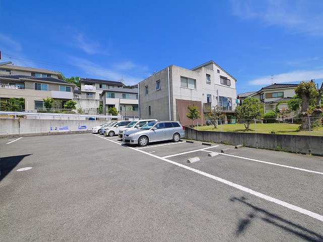 カサベルデ学園前の駐車場|駐車場です