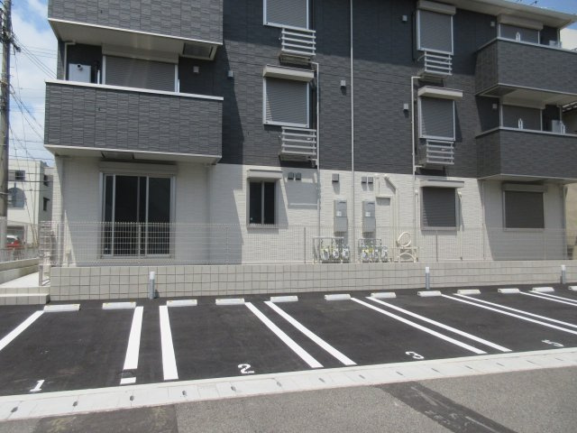 エムライズ