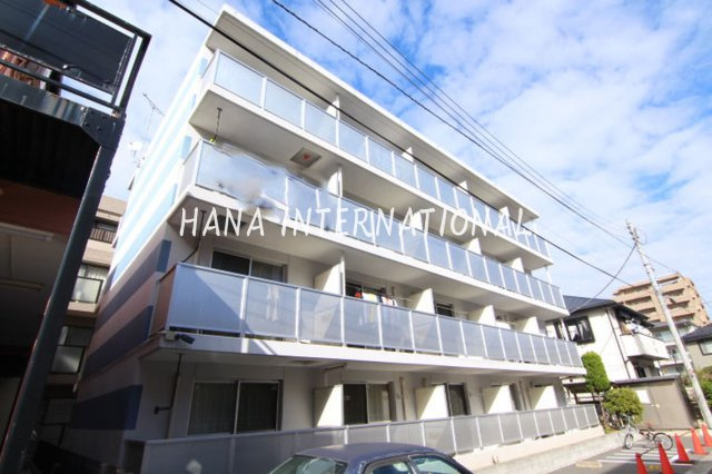 レオパレスルフナの外観