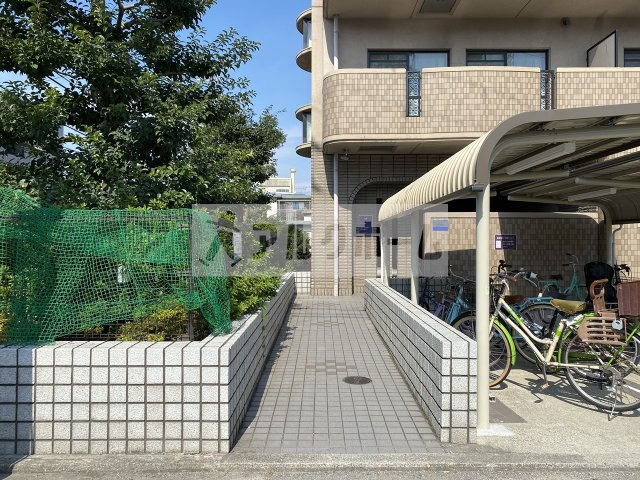 タウンコート咲久良のエントランス