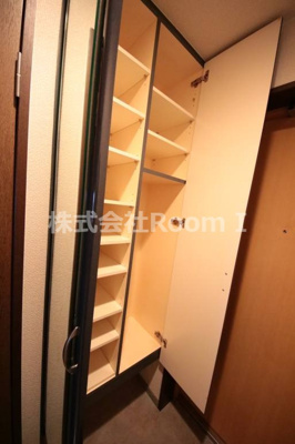 【収納】 | ホープ松屋町住吉 | 専用の収納スペースです