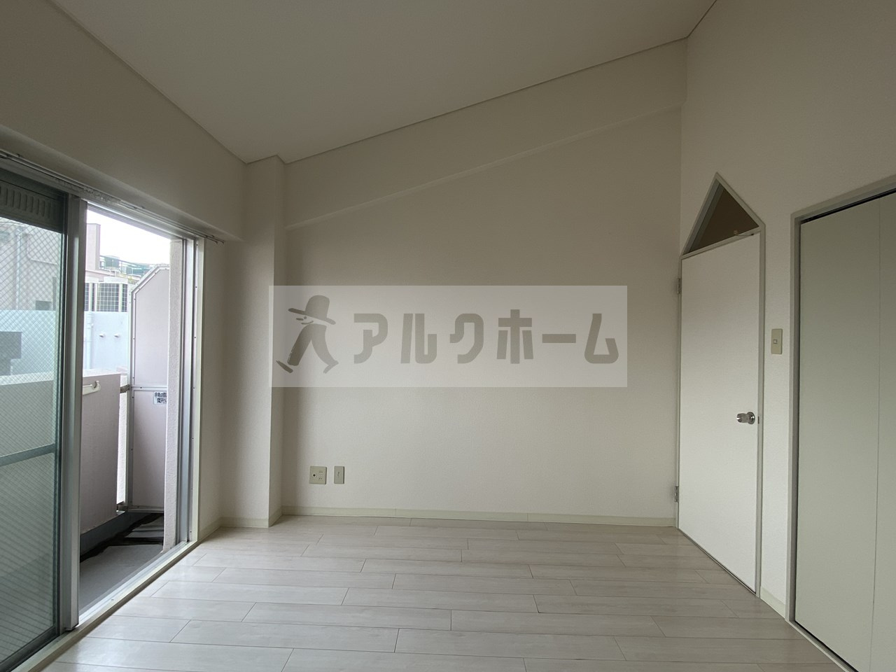 ロイヤル陽光園の洋室