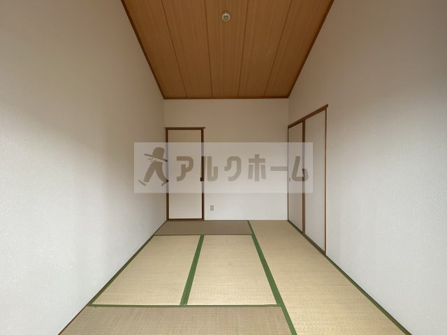 ロイヤル陽光園の和室