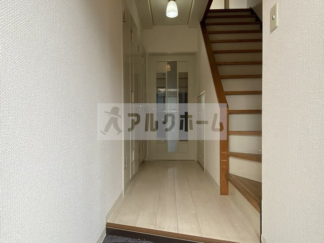 ロイヤル陽光園の玄関