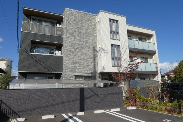 倉敷市西中新田の賃貸マンションの外観