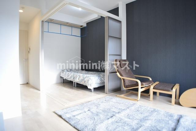 SERENiTE福島sceltoの居間・リビング