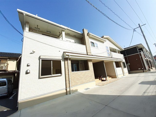 apartment 十日市南