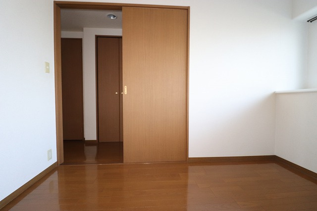 パールリバーの洋室|明るい洋室です