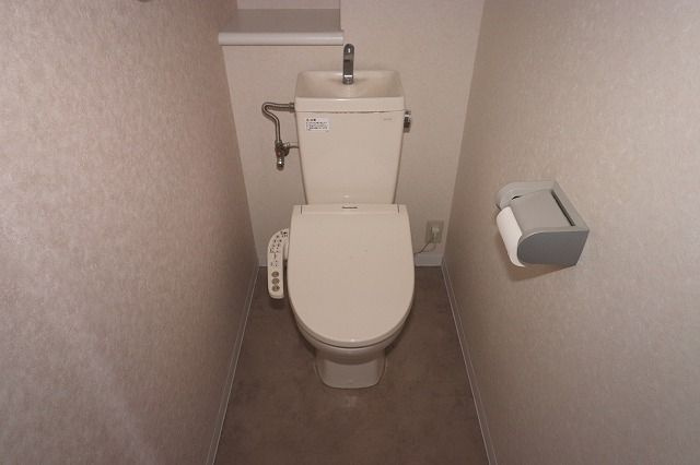 パールリバーのトイレ|落ち着いたトイレです