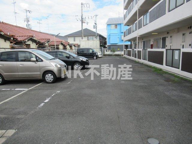 【駐車場】 | オリエントレジデンス新庄（鴻池新田賃貸） | 駐車スペースもあります