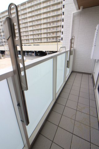 シャーメゾンshin-osaka westのバルコニー