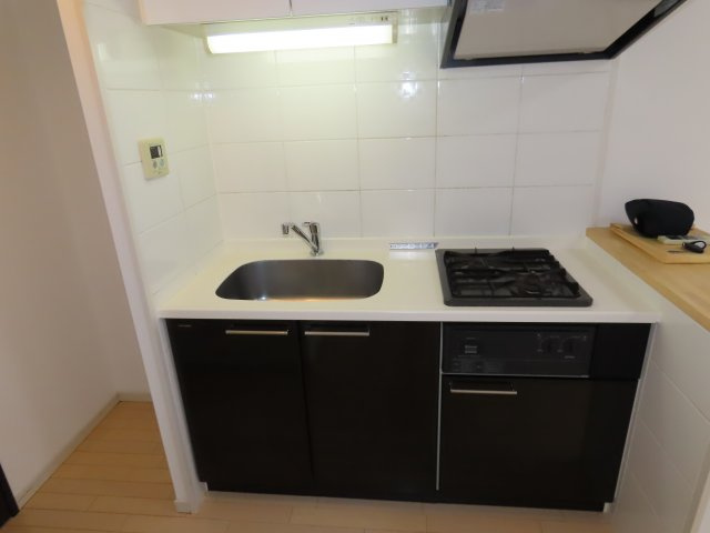 サムティ大阪WESTグランジールのキッチン