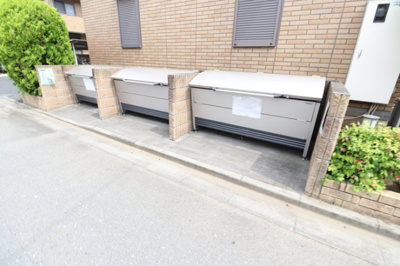 【駐車場】 | リビングタウン鍵山 Ａ