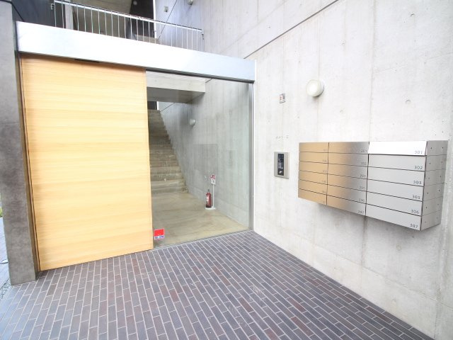 カント・Kのエントランス
